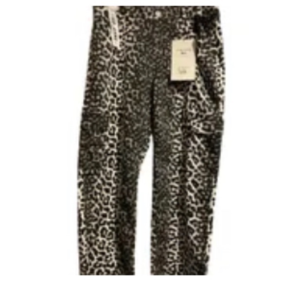 New VIP Animal Print Pants Size 17/18 - Picture 1 of 1